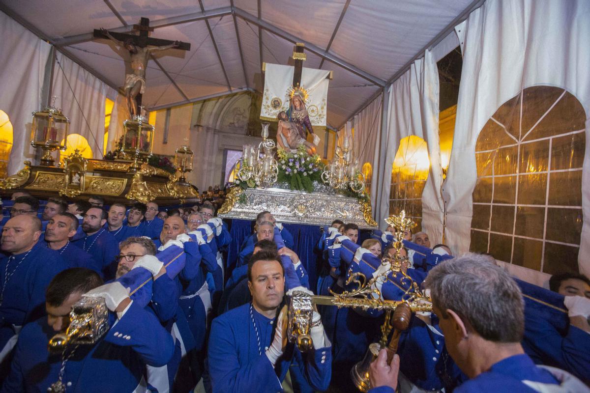 Imágenes de La Cofradía de Nuestra Señora de la Piedad y Caridad y Cristo de la Paz de 2019, debido a la lluvia no pudieron procesionar.