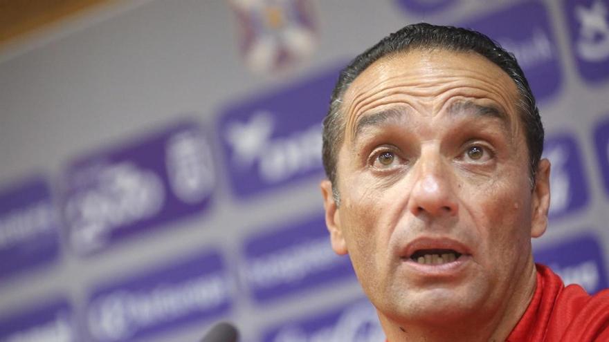 José Luis Oltra, nuevo director técnico de la SD Huesca