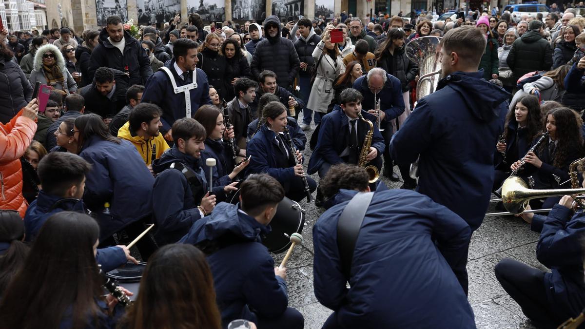 Charangas en la Plaza Mayor.