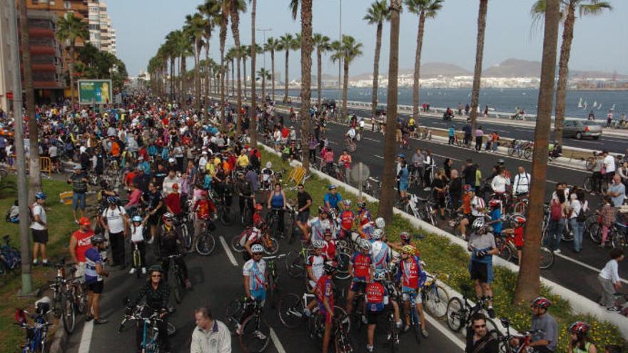 Edición anterior de la Fiesta de la Bici en la capital grancanaria.