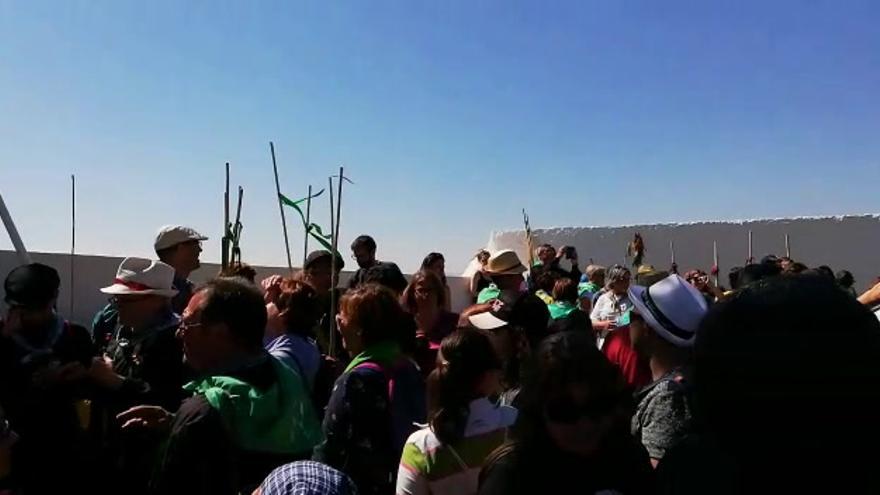 La Romeria llega a la ermita de la Magdalena