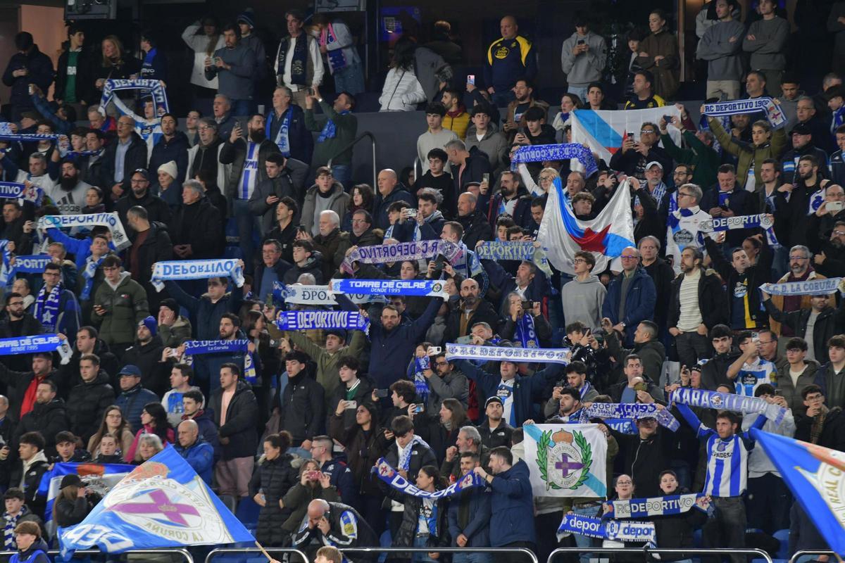 Aficionados en Riazor en el partido de Copa del Rey ante el Atlético.