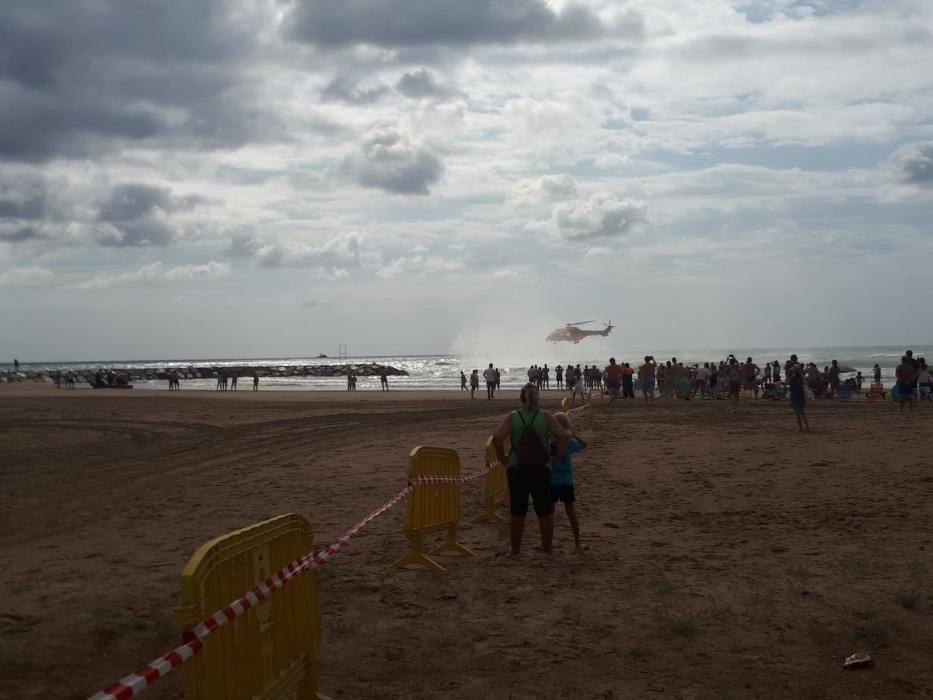 Simulacro accidente helicóptero en la playa del Port de Sagunt