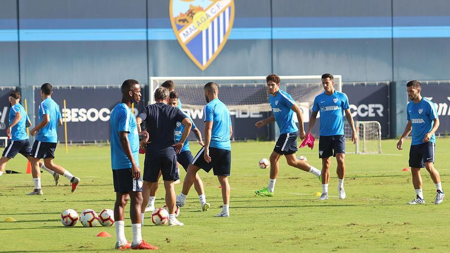 La plantilla del Málaga CF ha tenido una semana apacible para preparar el duelo de gigantes