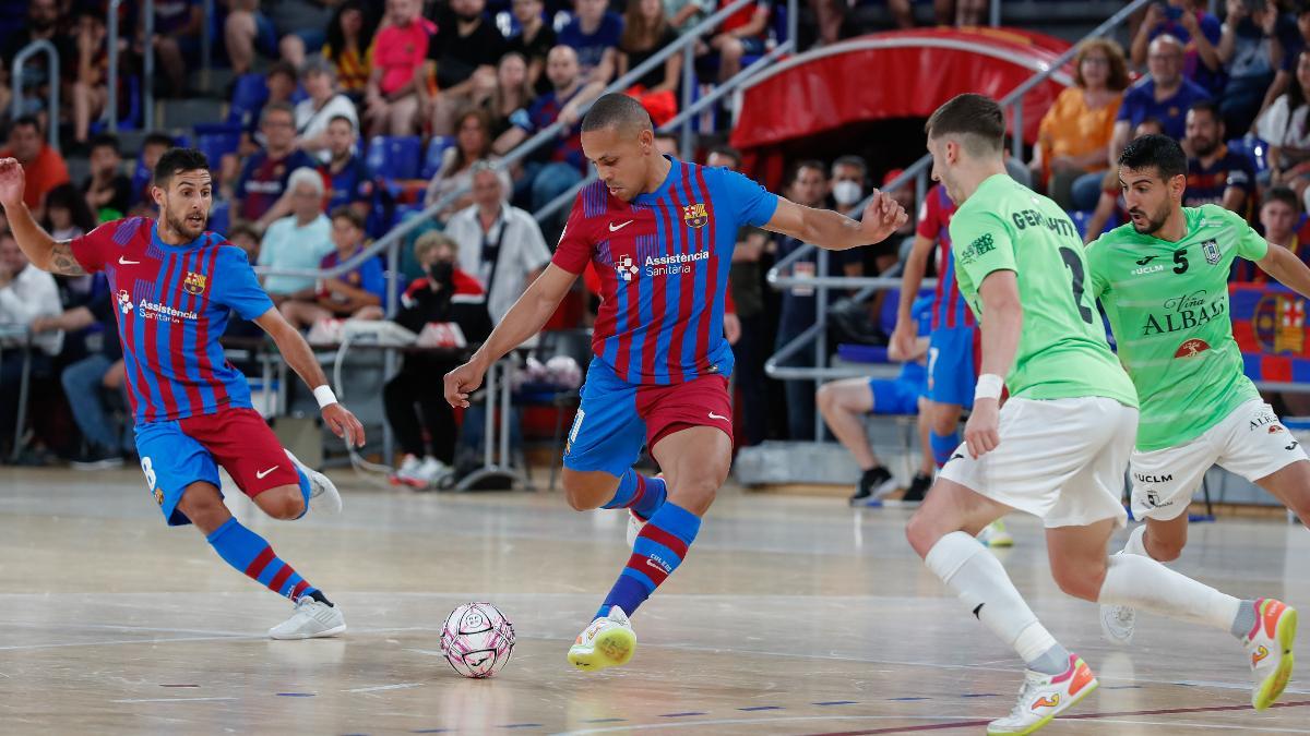 Ferrao marcó dos goles en el Palau ante el Valdepeñas