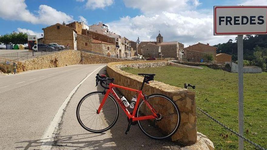 Más medios en la búsqueda del ciclista desaparecido entre Fredes y La Pobla de Benifassà