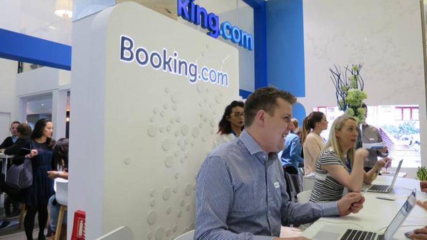 Booking.com se compromete a presentar sus ofertas y precios de acuerdo con la legislación europea de consumo