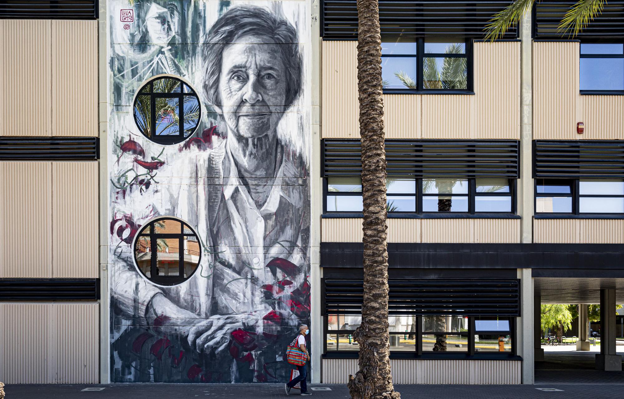 Mural en honor a la bioquímica española Margarita Salas