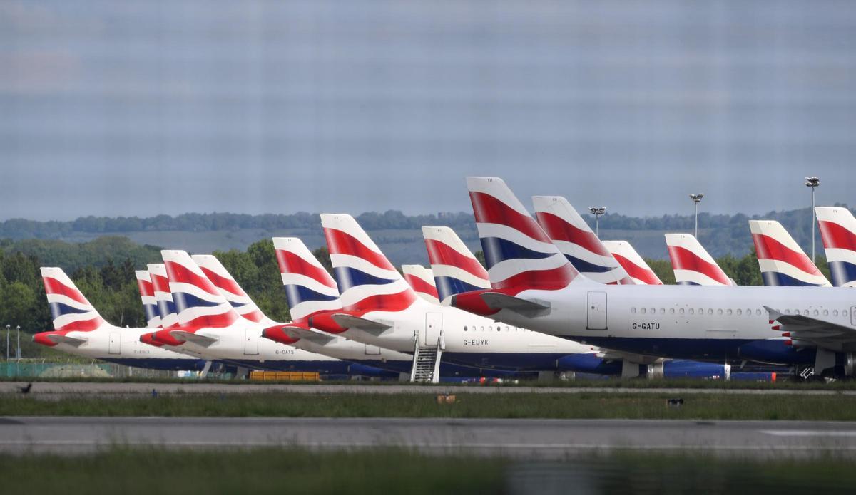 Archivo - Aeropuerto de Gatwick en Londres