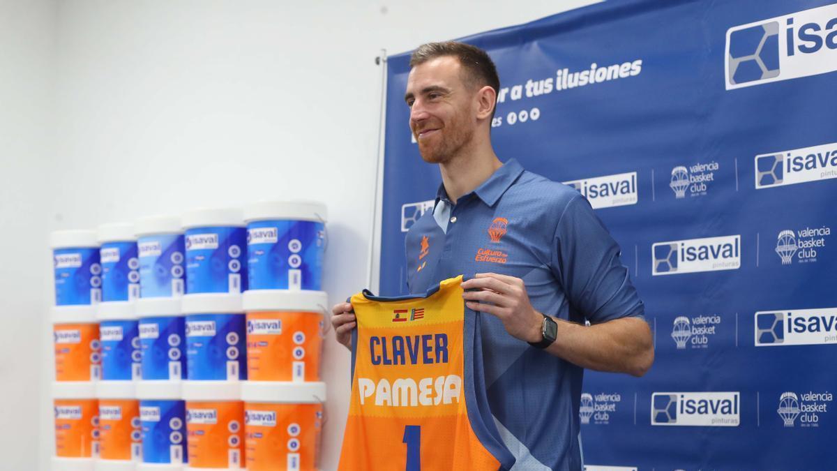 Víctor Claver en su presentación