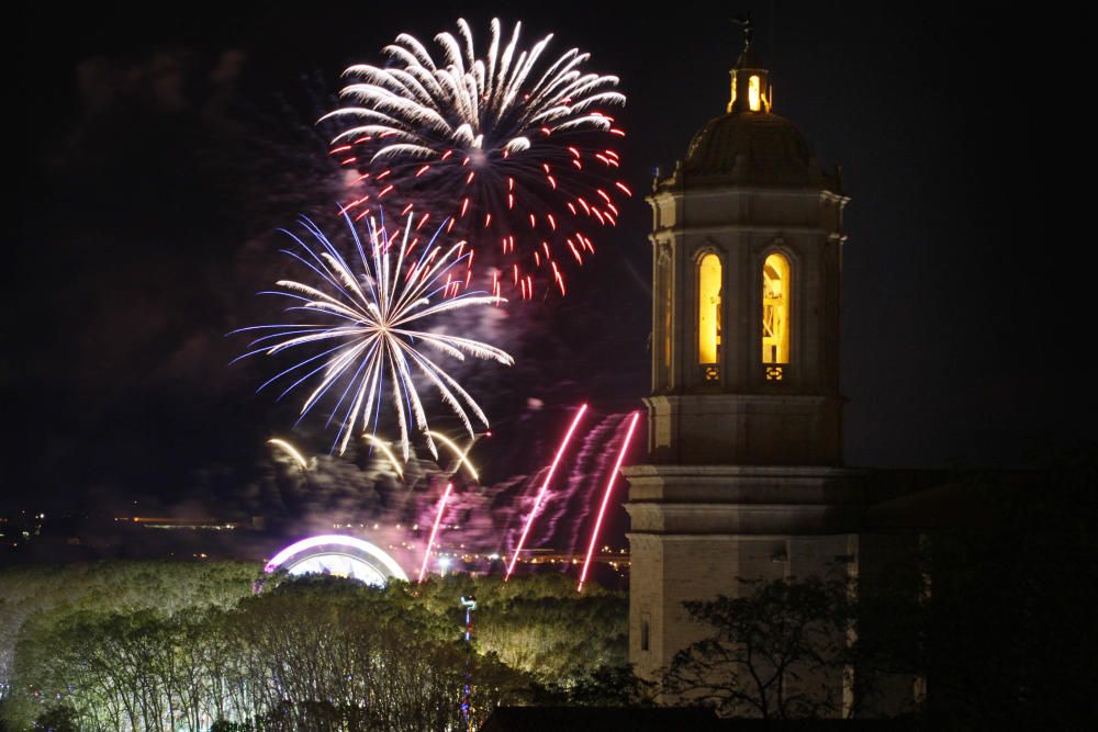 Focs artificials per tancar les Fires de Girona