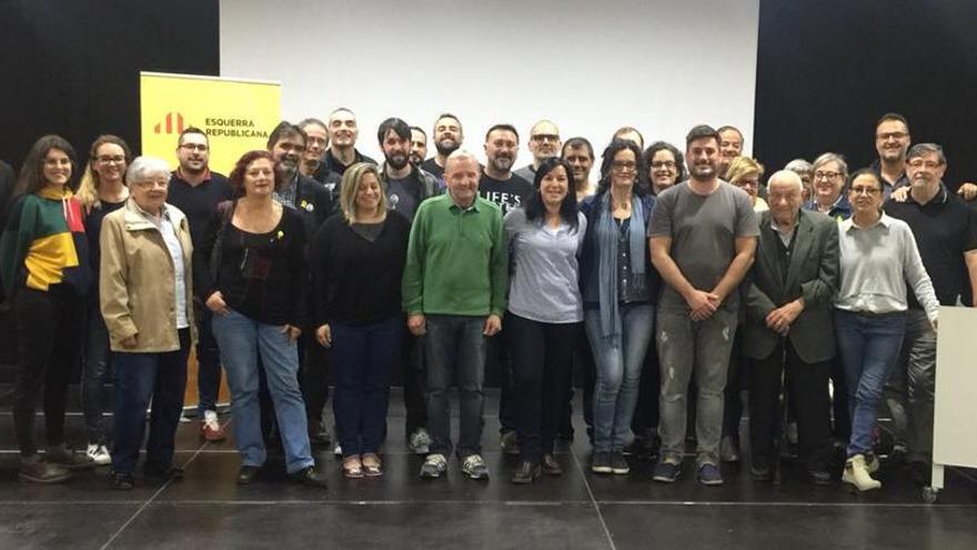 Foto de grup de l&#039;assemblea en que es va escollir candidata Adriana Delgado