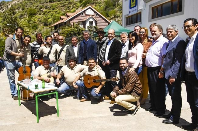 VISITA DE FERNANDO CLAVIJO A TEJEDA