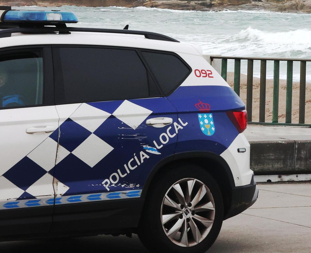 Vehículo de la Policía Local.