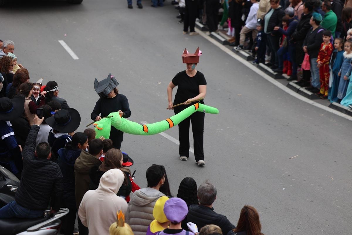 Búscate en las imágenes de la rúa de Carnaval de Ibiza