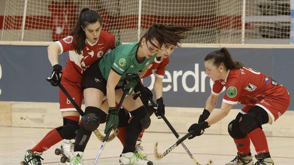 Un lance del partido entre el Bembibre y el Bigues i Riells.