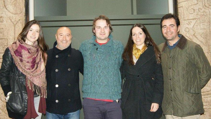 Integrantes del &quot;Cuarteto Orbón&quot; de clarinetes. Por la izquierda, Marina García, Julio Sánchez, Antonio Serrano, Elena Miró (soprano) e Iván Cuervo.