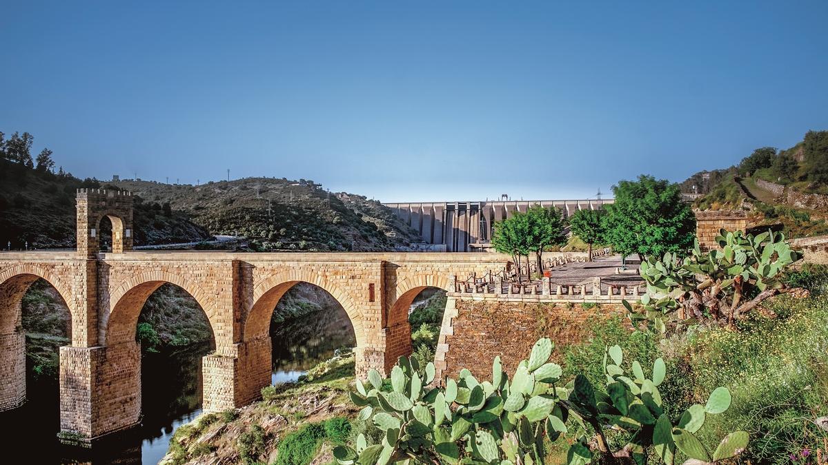 Alcántara, un abrazo entre agua y patrimonio