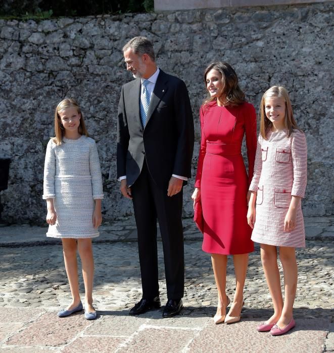 Visita de la Casa Real a Covadonga