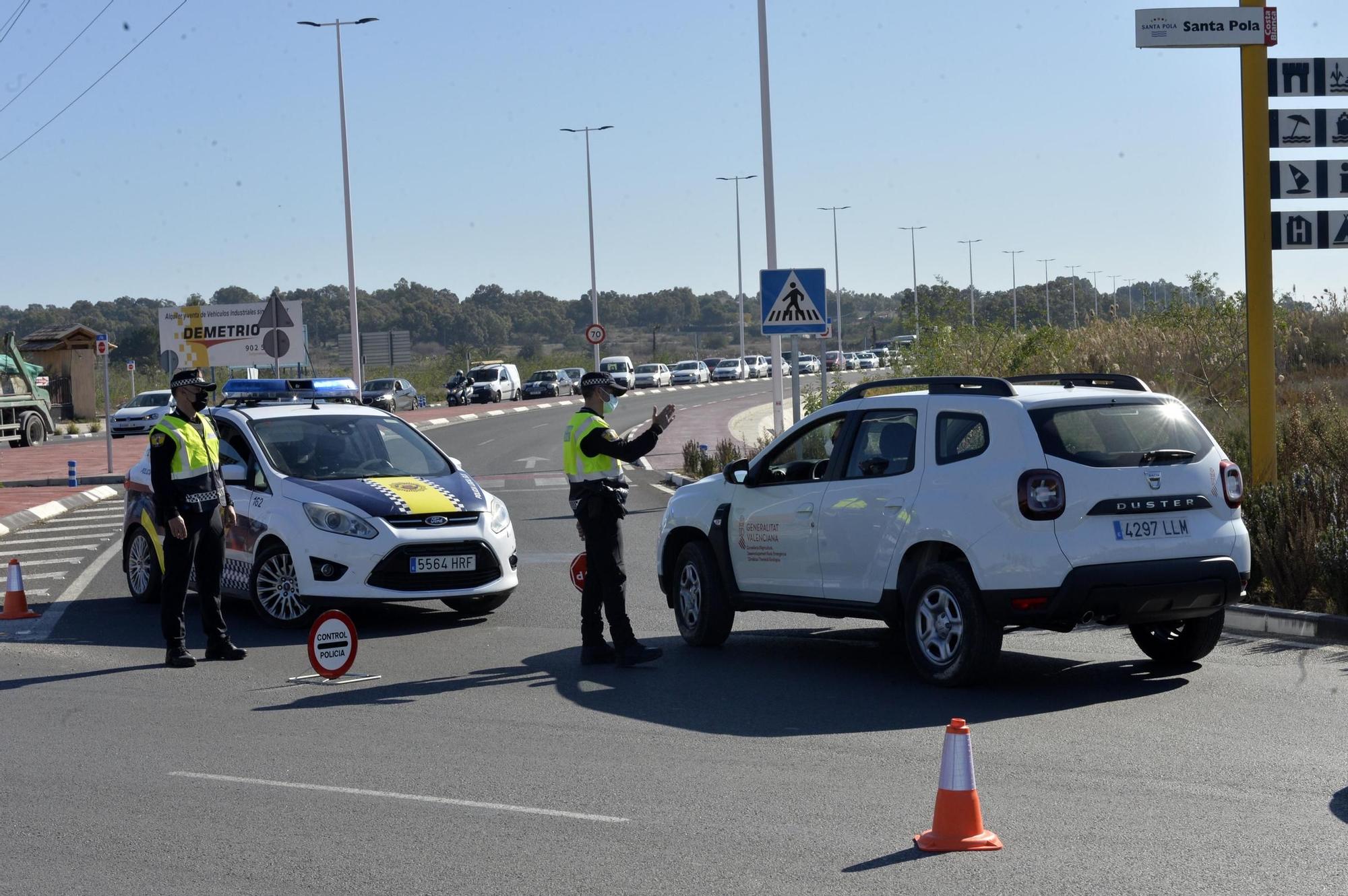 La Policía Local de Elche impone 75 sanciones por incumplir el cierre perimetral