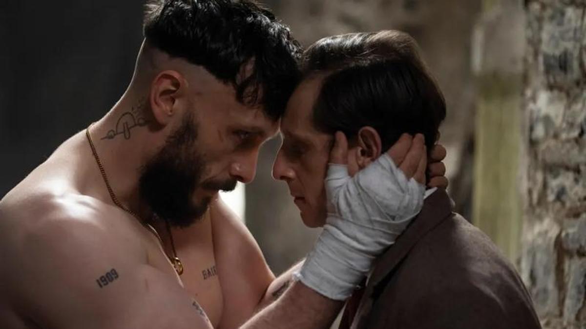 HALF MAN | «Mi reno de peluche» contra «Half Man»