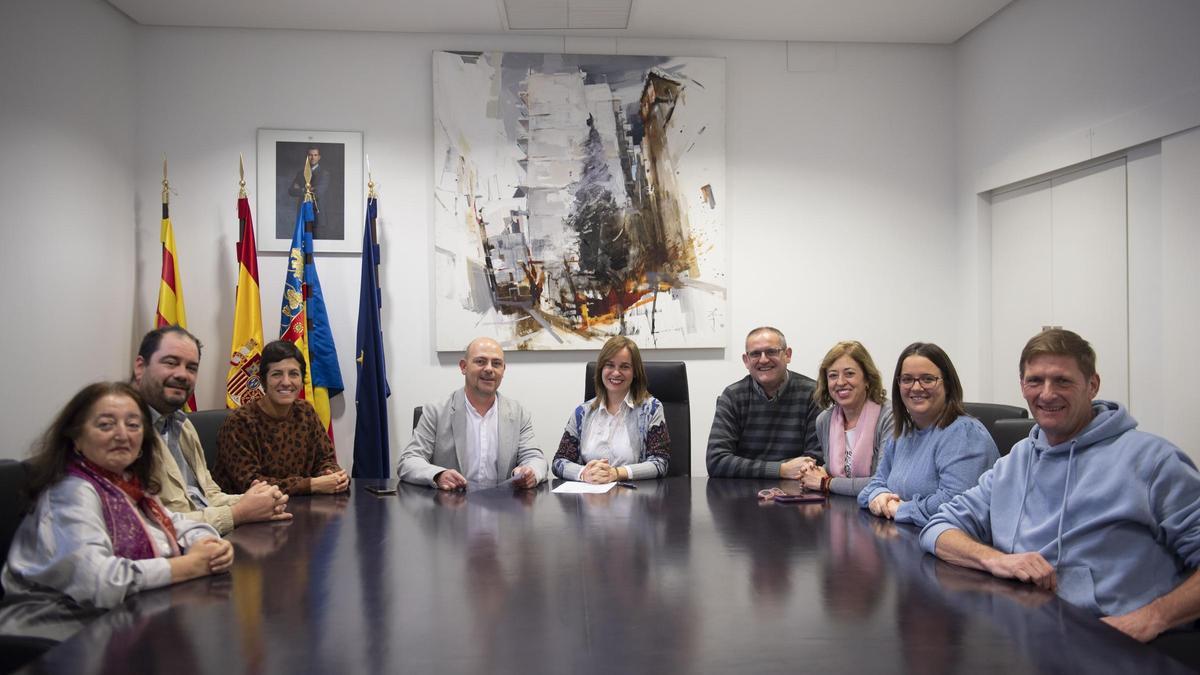 Acuerdo de gobierno entre PSOE y Més Xixona.