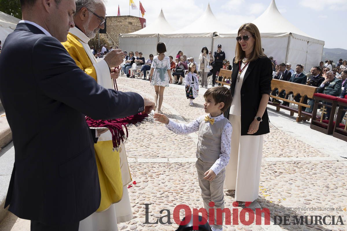 Fiestas de Caravaca | Imposición de cruces a los nuevos hermanos cofrades de la Vera Cruz