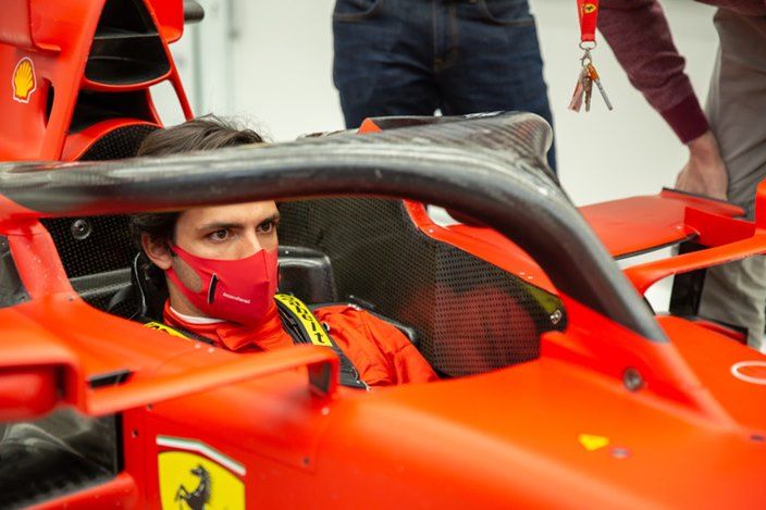 Sainz acelera su adaptación a Ferrari