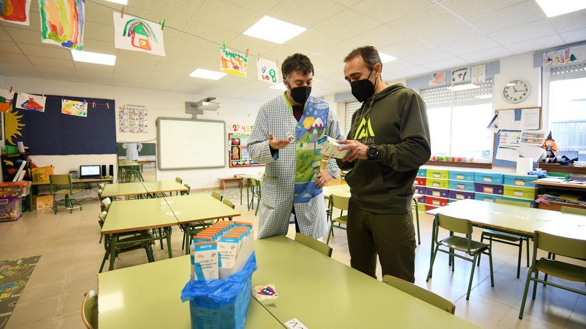 Test de antígenos en un colegio de Pontevedra