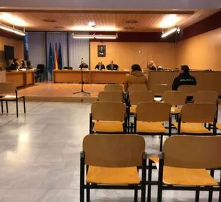 Condenado a siete años y siete meses de cárcel el "apuñalador del tute" de Gijón por intento de homicidio