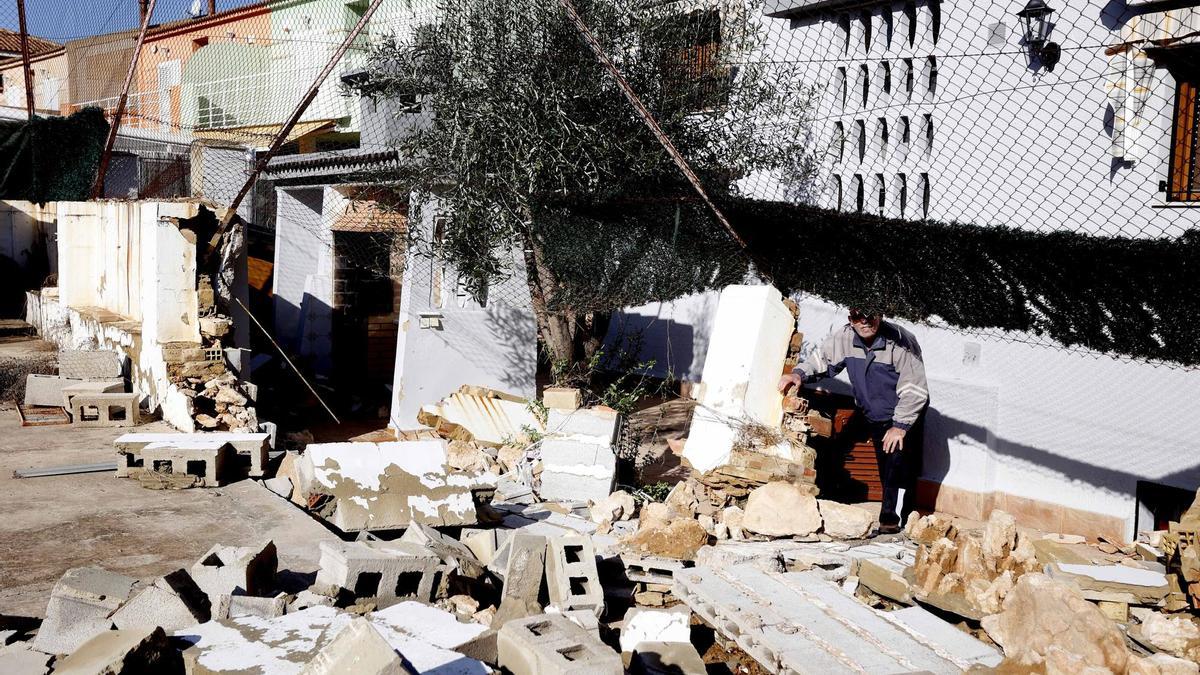 Las lluvias causan graves destrozos en dos viviendas de El Vedat.