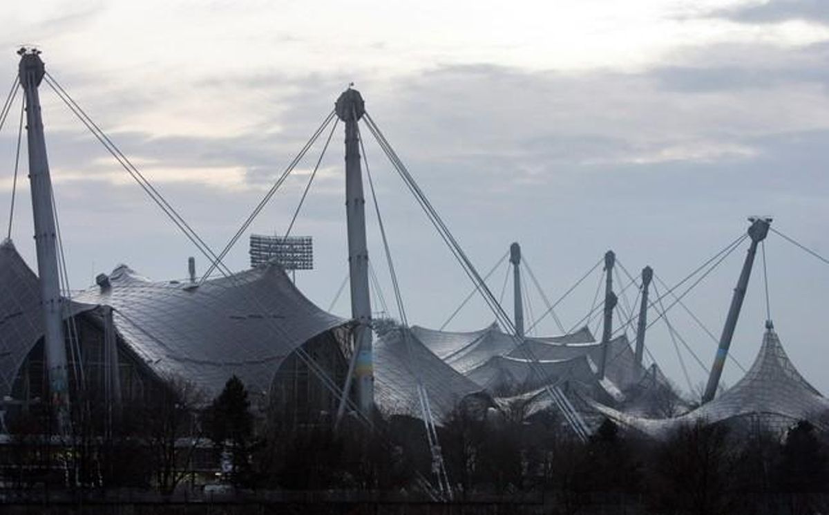 Vistas del Estadio Olímpico de Múnich, levantado en 1972 para los Juegos Olímpicos. Frei Otto construyó su carpa-techo, una de sus obras más reconocidas.