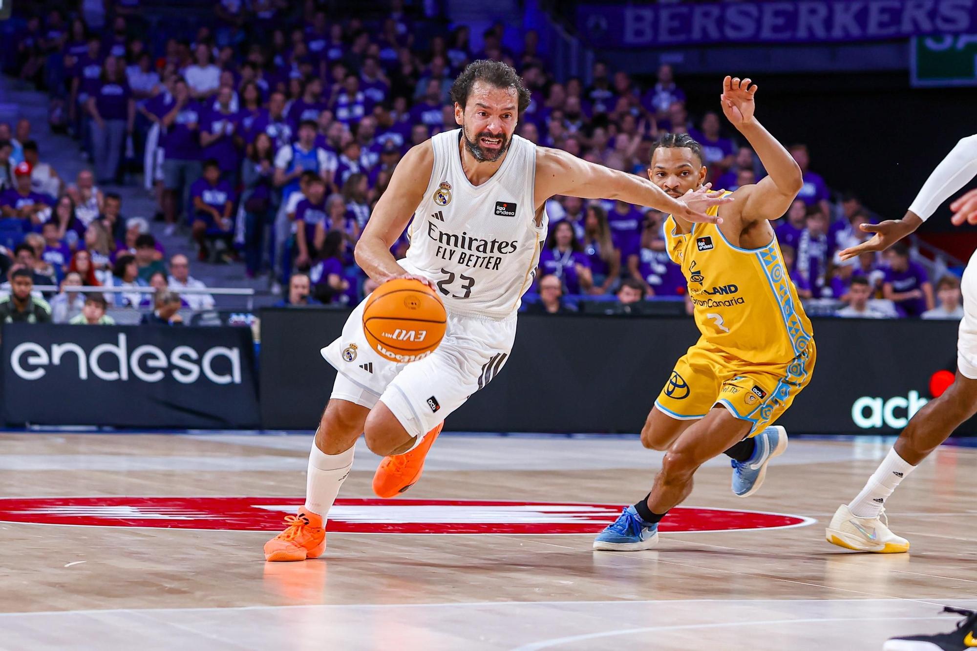Galería del debut liguero del CB Gran Canaria ante el Real Madrid