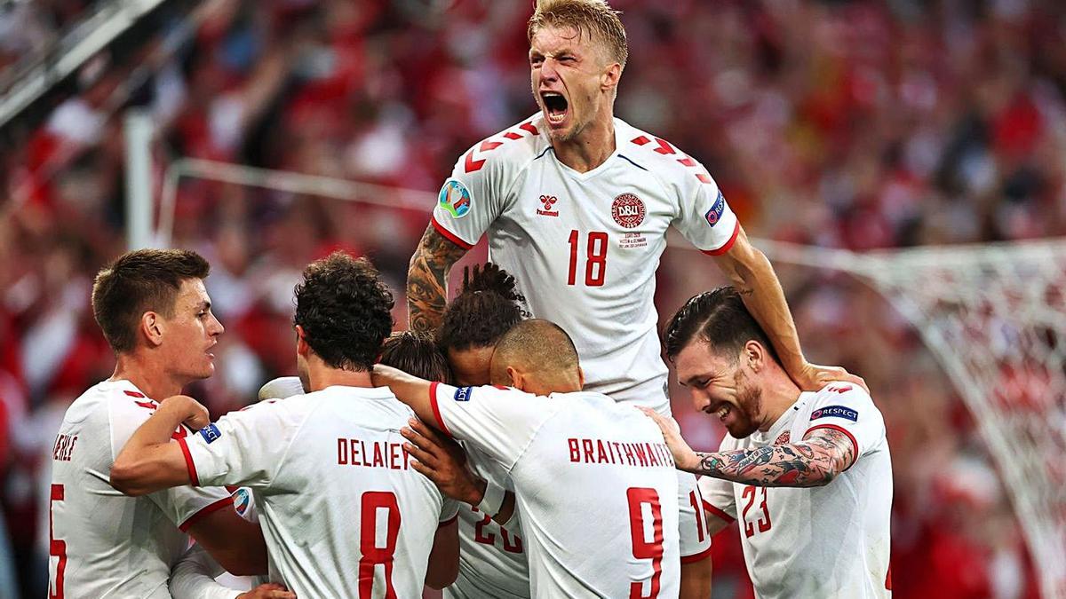 Daniel Wass celebra un gol de Dinamarca ante Rusia en la Eurocopa.  | REUTERS