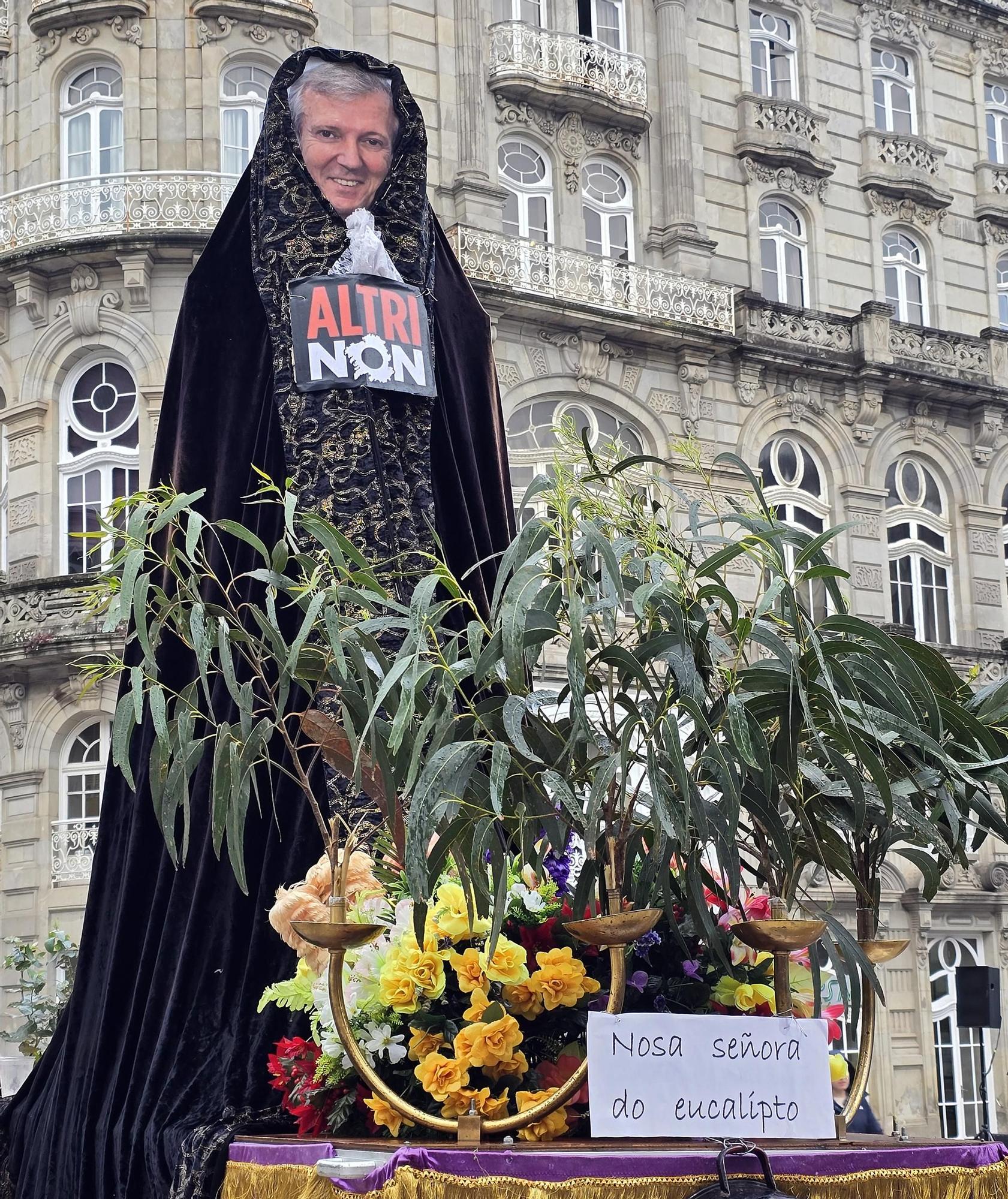 Comitiva fúnebre y premios del desfile finalizan el Carnaval en Vigo