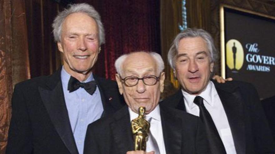 Clint Eastwood, Eli Wallach y Robert de Niro, en la gala.