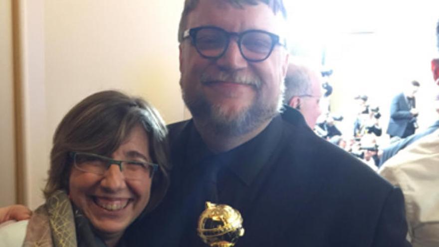 Rocío Ayuso junto a Guillermo del Toro.