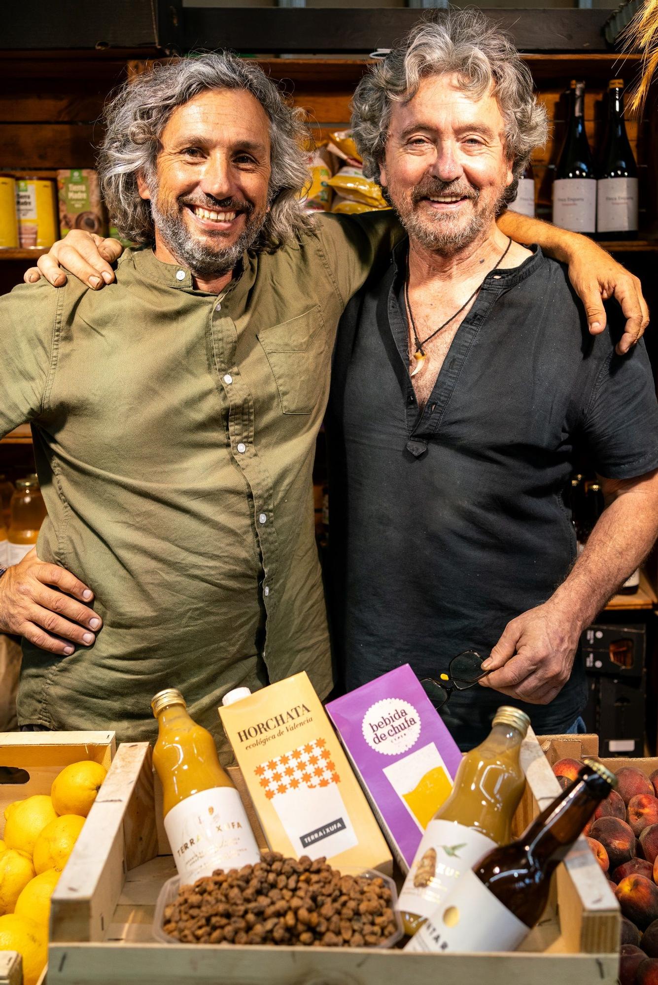 Enric Navarro y Emilio Plomer, productos ecológicos Terra i Xufa.
