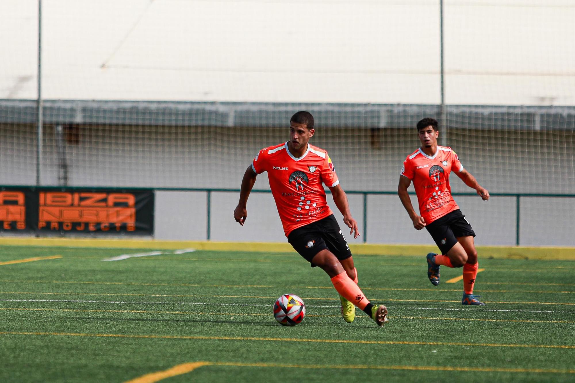 Las fotos del partido entre la Penya Independent y el Terrassa