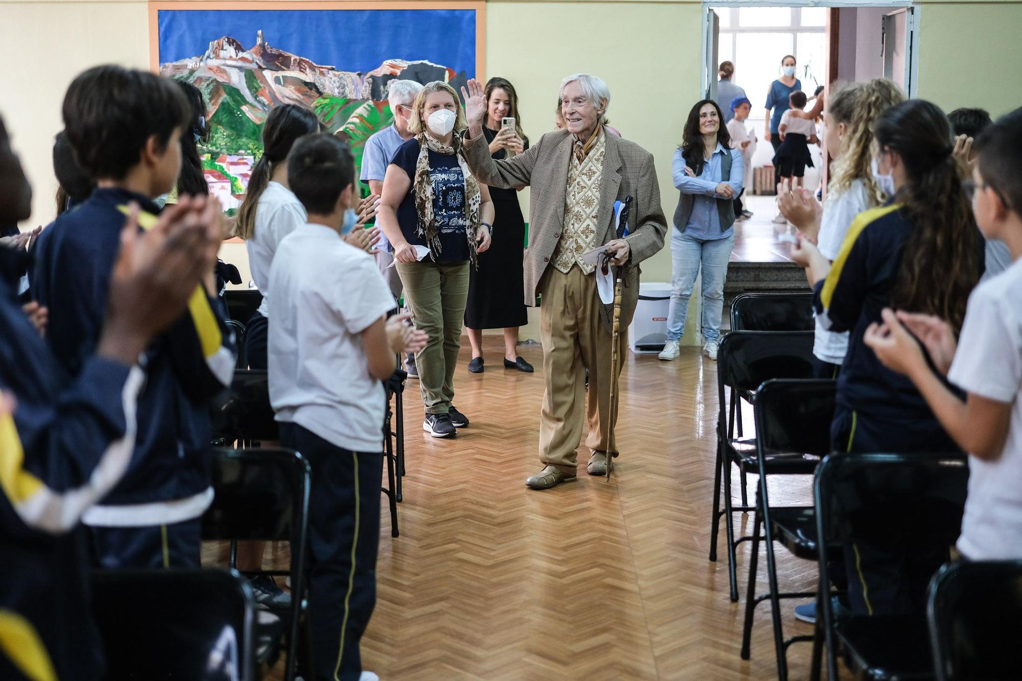 Pepe Dámaso visita el colegio Pepe Dámaso