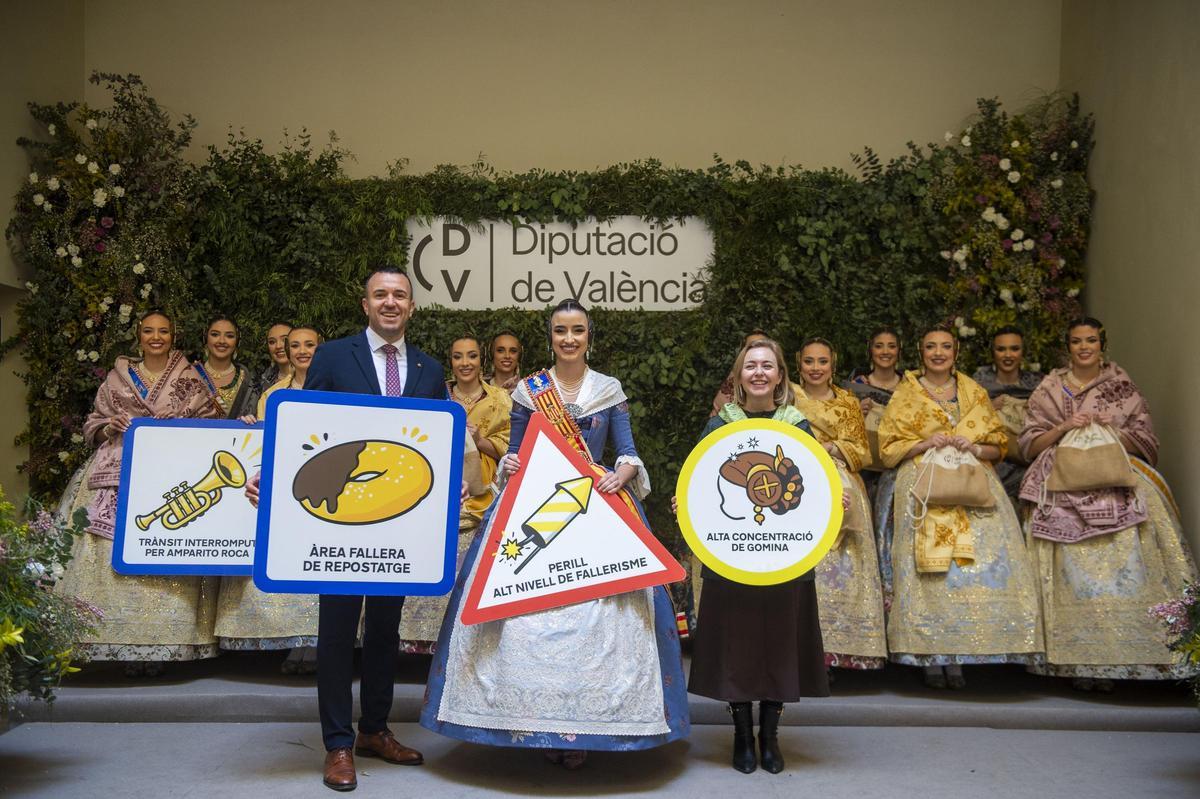El presidente de la Diputació de València, Vicente Mompó; la Fallera Mayor de València, Carmen Prades; y la vicepresidenta de la Diputació de València, Natalia Enguix.