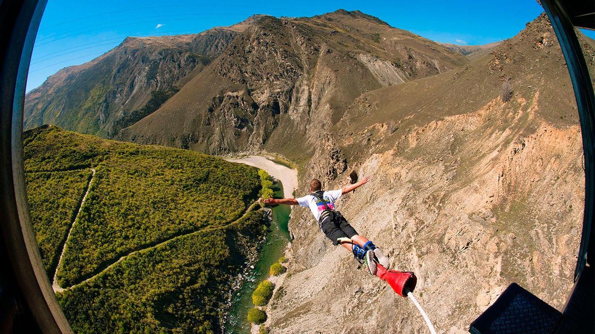 Bunjee jumping Nevis