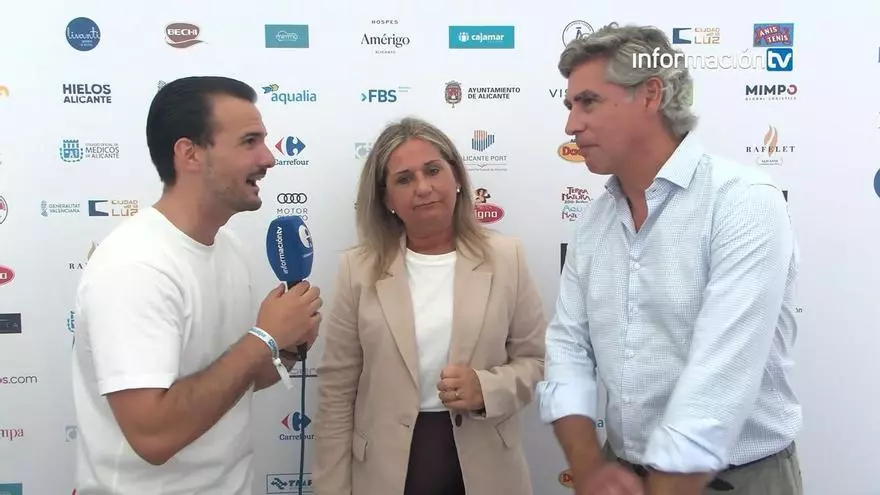 Concha Fernández y Salvador Huertas visitan el Racó de Información TV