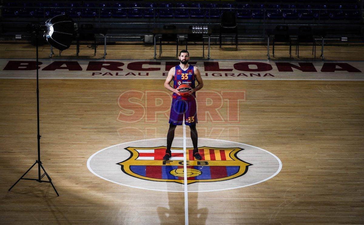 Nikola Mirotic, amplía su contrato con el FC Barcelona hasta 2025. Sus mejores imágenes con el FC Barcelona.