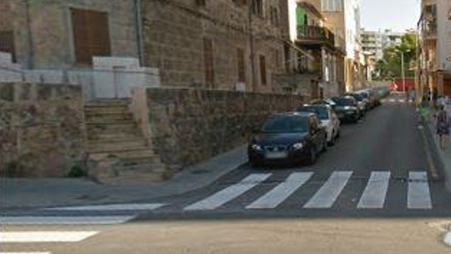 Esquina de las calles Antoni Catany y Sant Cristòfol donde ha tenido lugar la pelea.