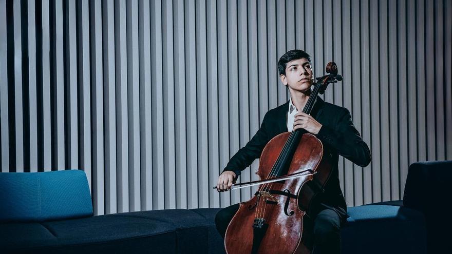 Álvaro Lozano, el joven malagueño con un pie en el Olimpo del violonchelo