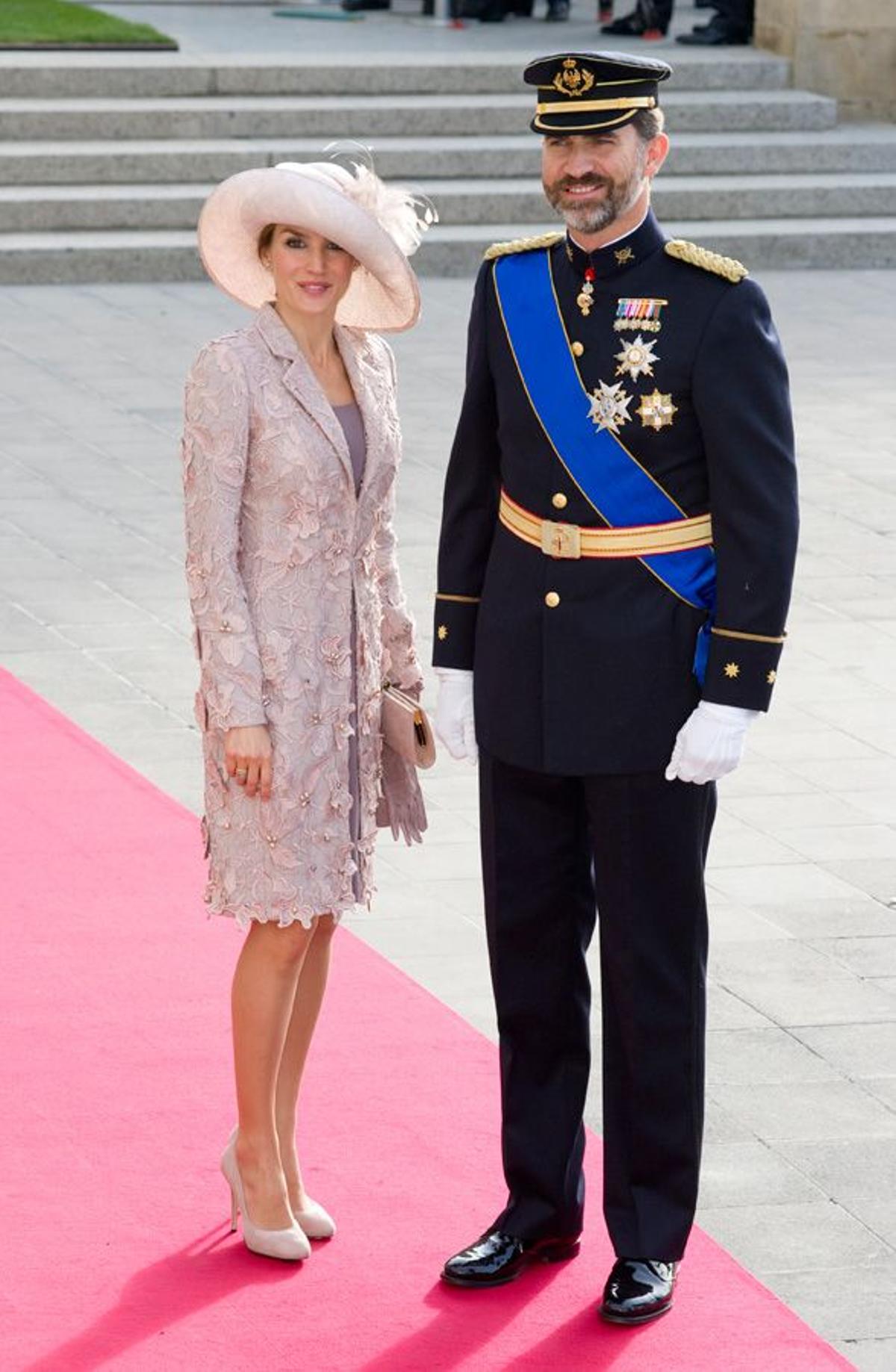 El look de Letizia Ortiz con pamela