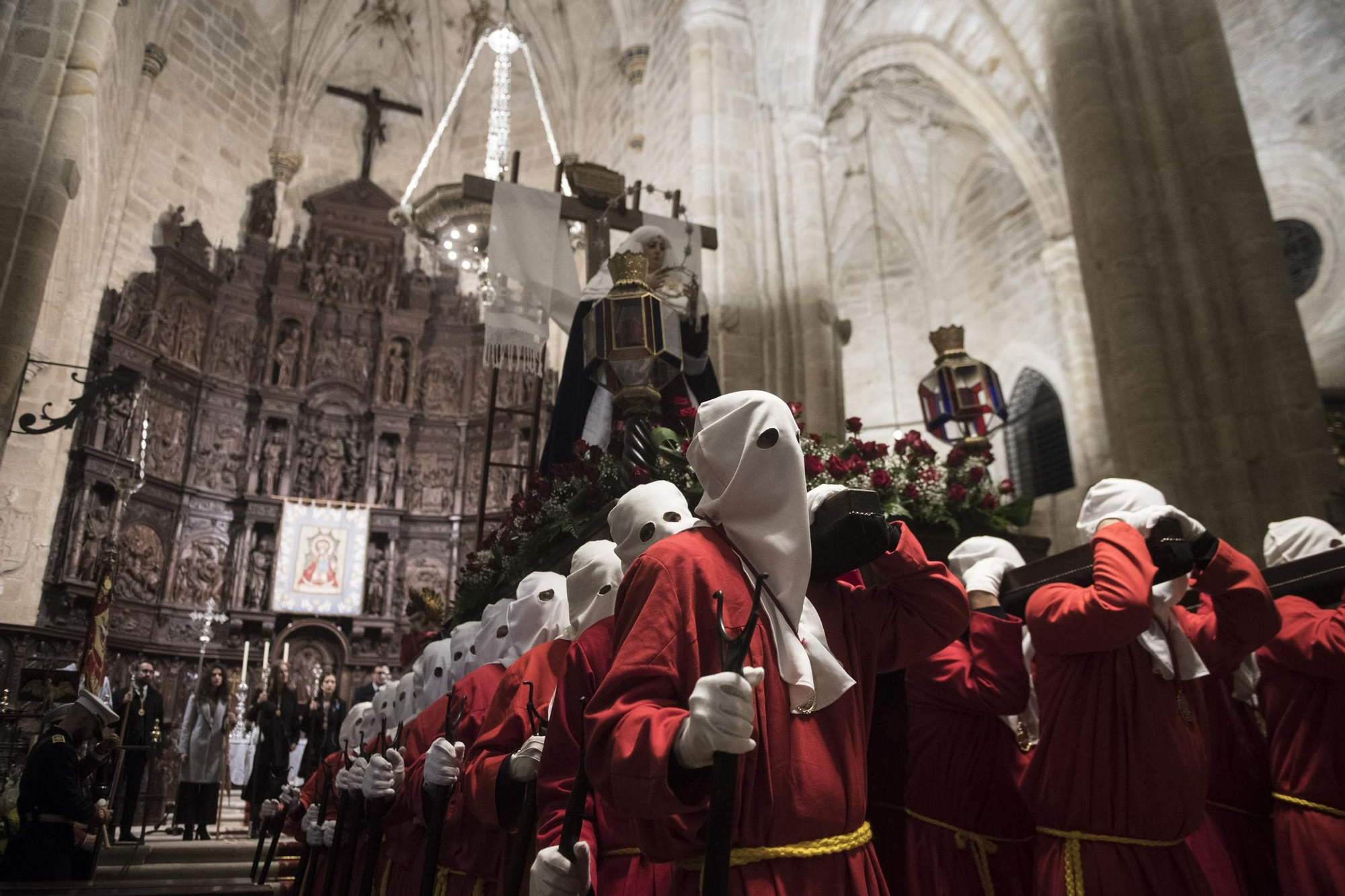 La Virgen del Buen Fin da aliento a la Semana Santa de Cáceres