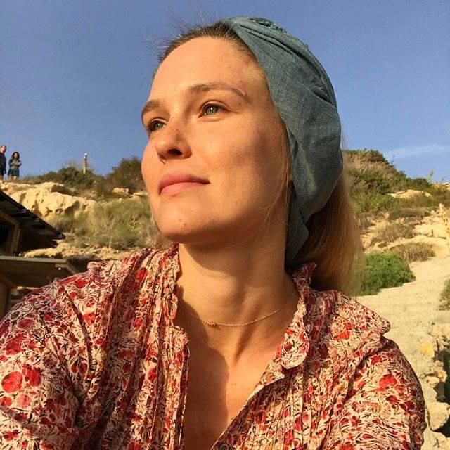 La top model Bar Refaeli, en la isla