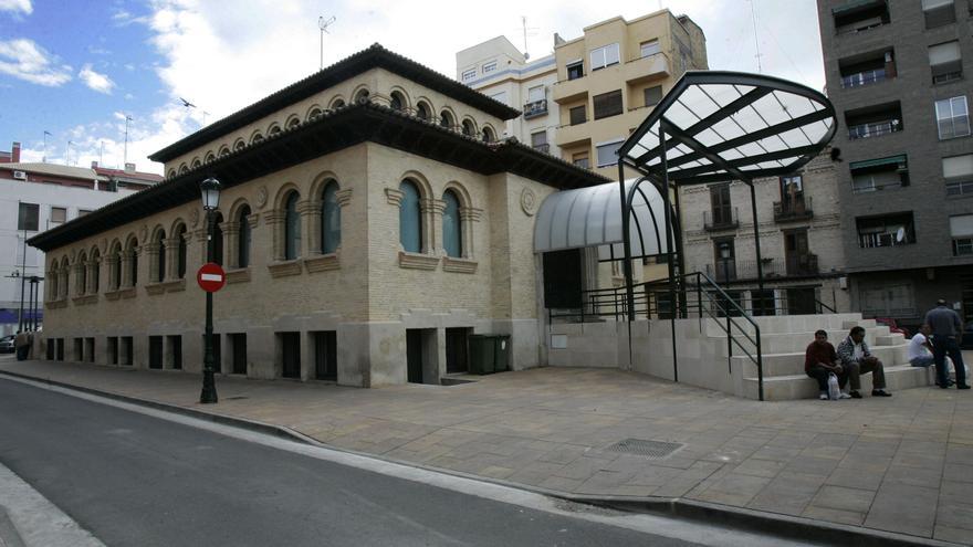 Herido un hombre de 89 años tras ser atropellado por un coche mientras aparcaba en Zaragoza